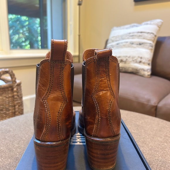 Frye Sabrina Chelsea Booties - Picture 5 of 8
